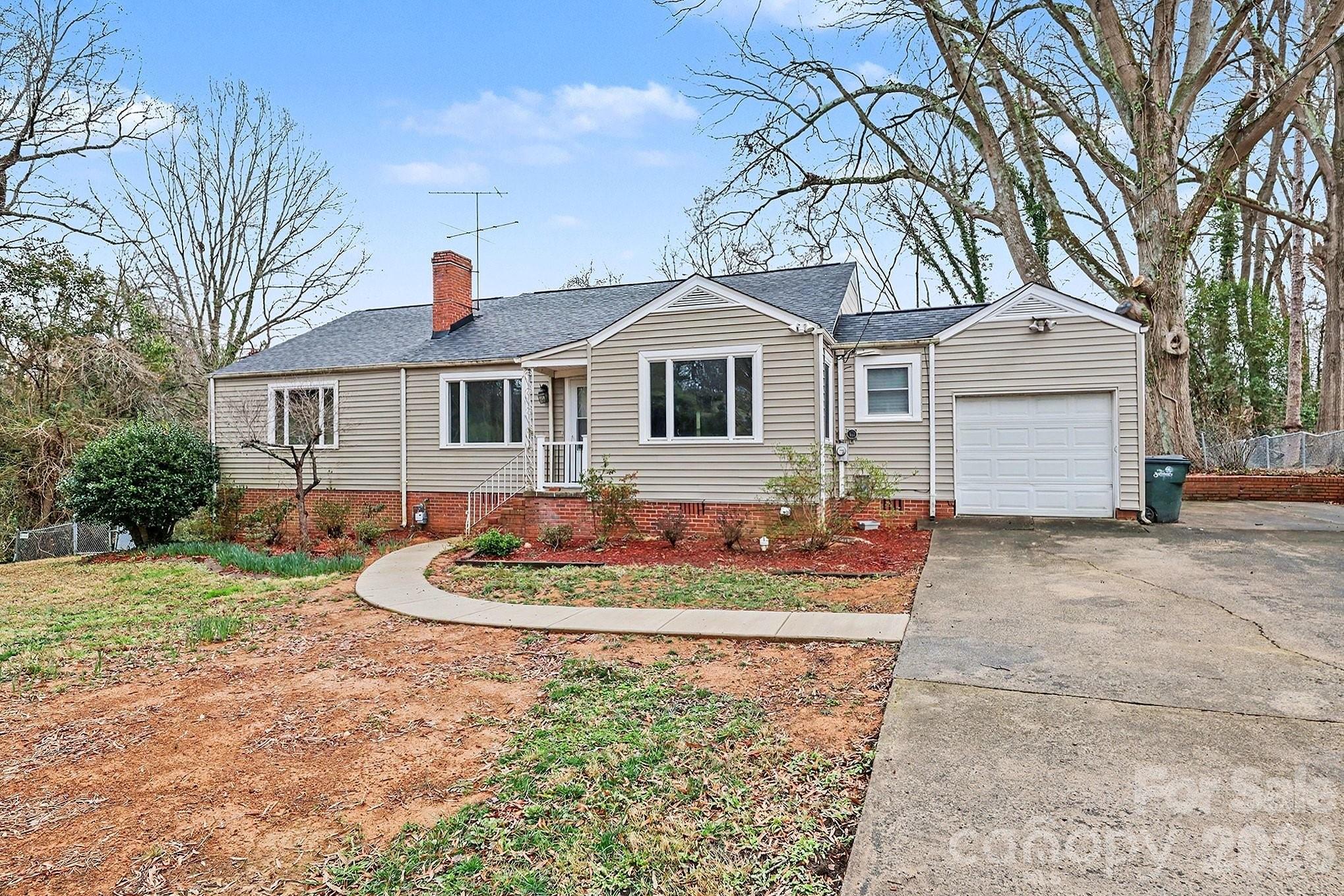 225 Valleyview Place Salisbury, NC 28144 - Photo 3 of 36