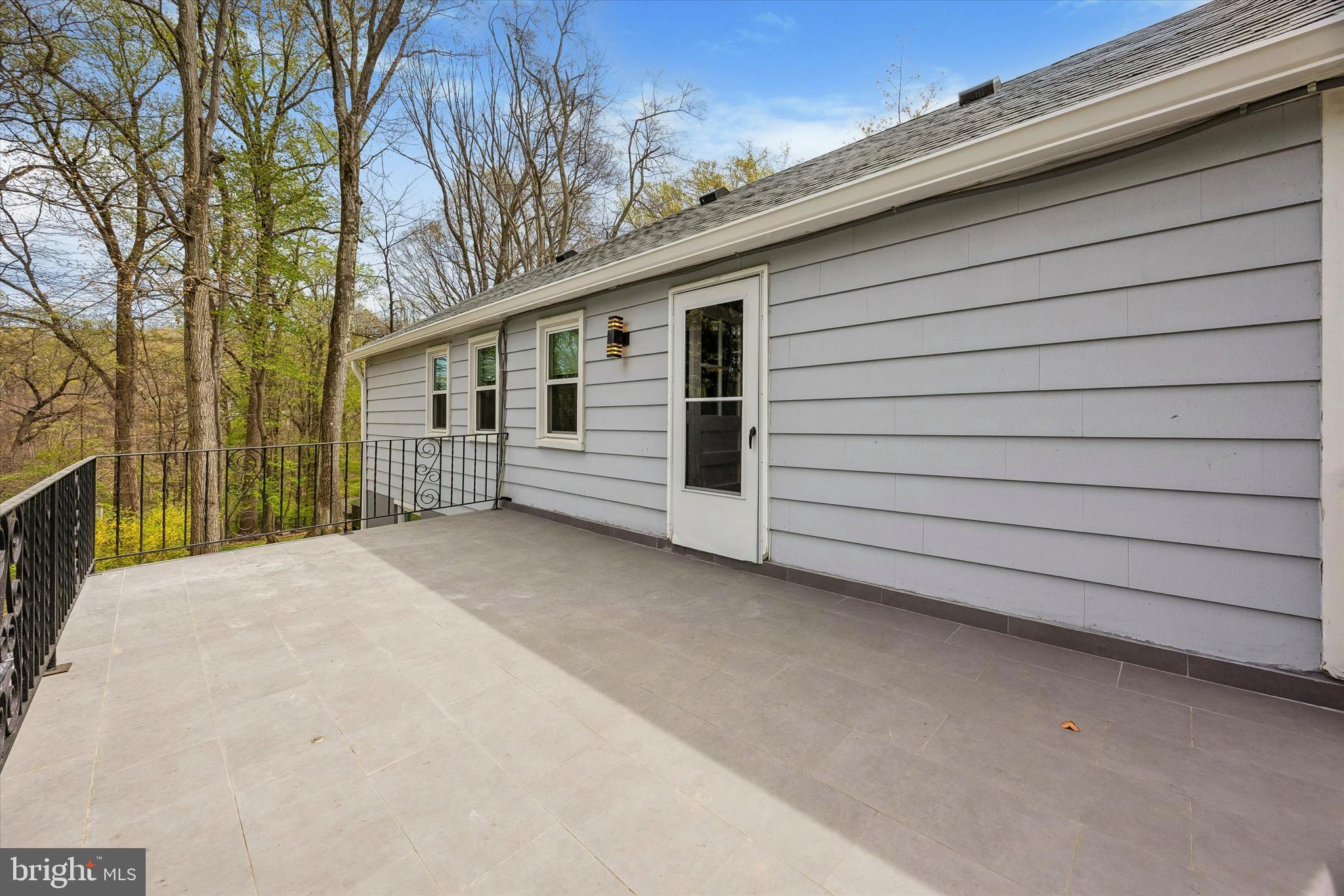 699 West Valley Road Wayne, PA 19087 - Photo 17 of 39 Patio off Primary