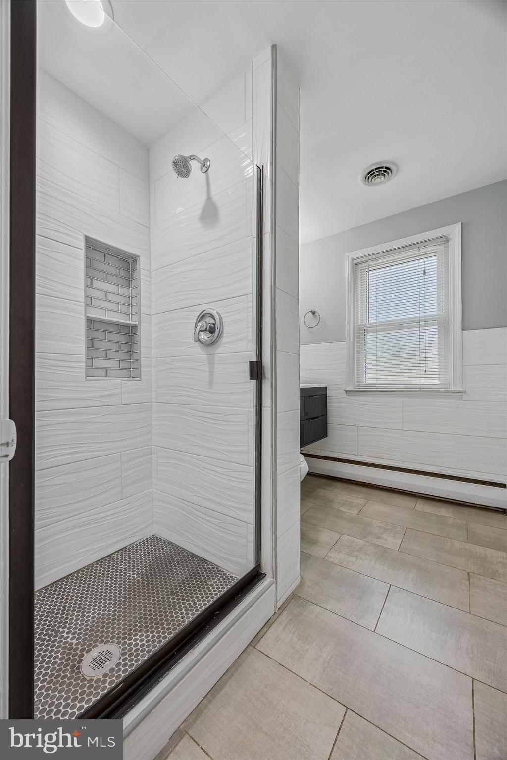 699 West Valley Road Wayne, PA 19087 - Photo 18 of 39 Primary Bathroom