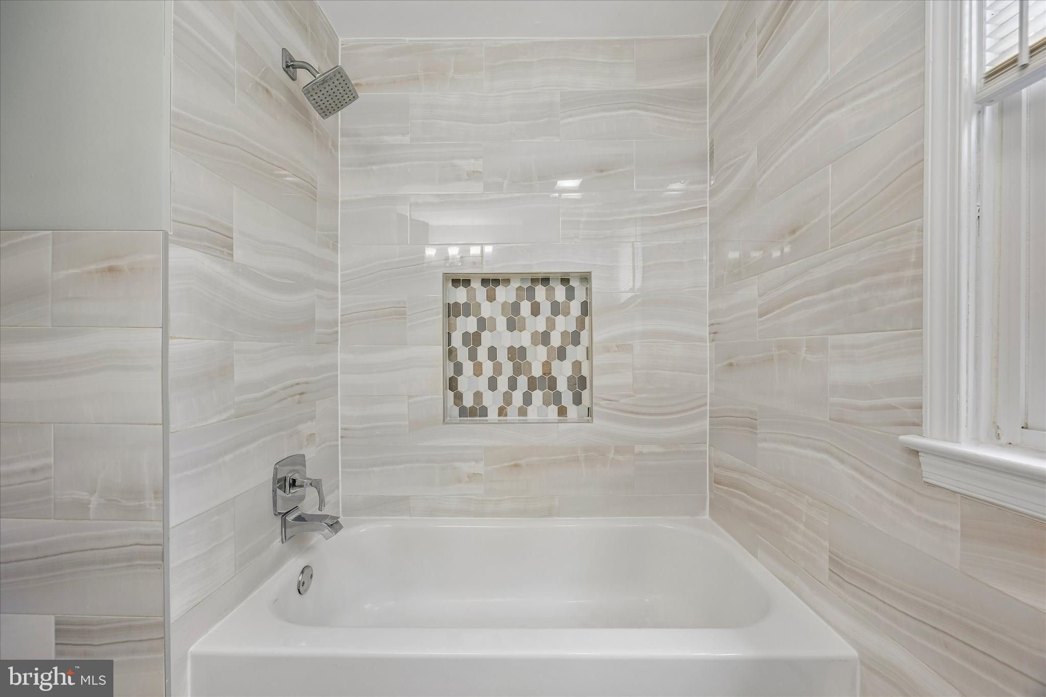 699 West Valley Road Wayne, PA 19087 - Photo 26 of 39 Full Hall Bathroom