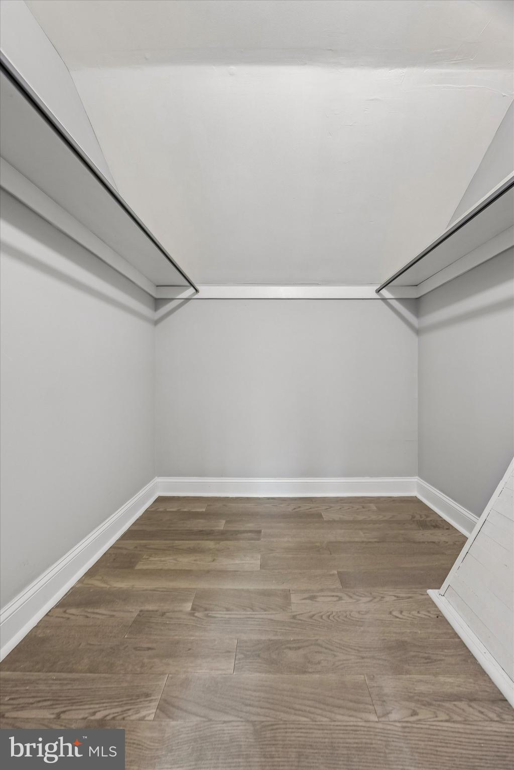 699 West Valley Road Wayne, PA 19087 - Photo 30 of 39 Walk-in Closet