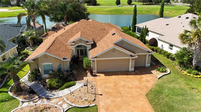 $925,000 | 1988 Dove Hollow Run, The Villages, FL 32162