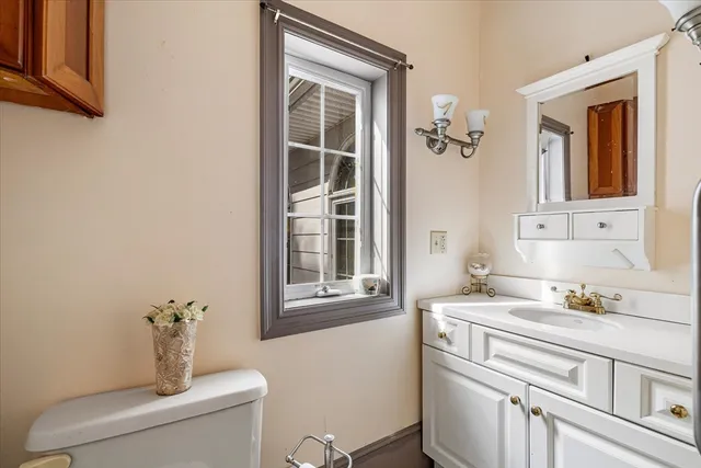 $650,000 | 250 Shrewsbury Street, Holden, MA 01520