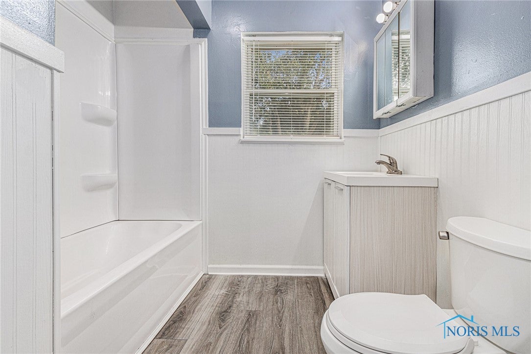 2420 Ozark Road Toledo, OH 43613 - Photo 11 of 24 Gallery Image 11