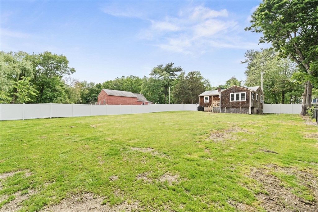 23 Leland Road North Reading, MA 01864 - Photo 22 of 30