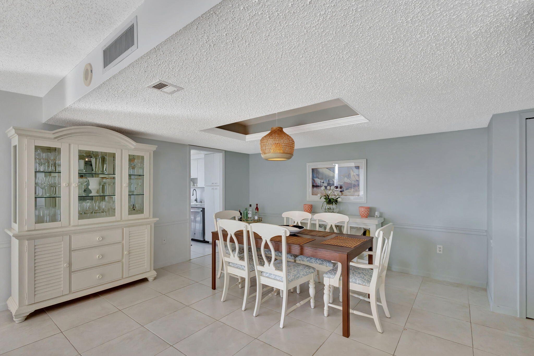 4200 North Ocean Drive, Unit 2804 Singer Island, FL 33404 - Photo 17 of 48 Dining Area