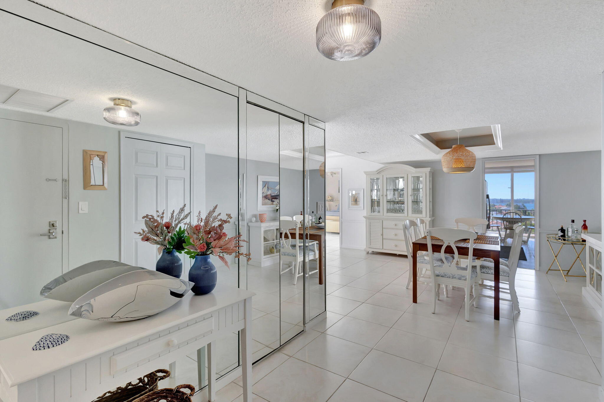 4200 North Ocean Drive, Unit 2804 Singer Island, FL 33404 - Photo 9 of 48 Foyer