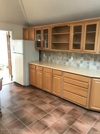 $1,900 | 3 Cedar Avenue, Unit DOWNSTAIRS, Long Branch, NJ 07740