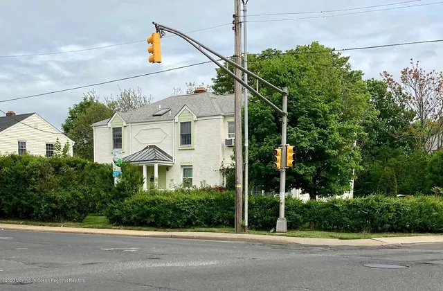 $1,900 | 3 Cedar Avenue, Unit DOWNSTAIRS, Long Branch, NJ 07740