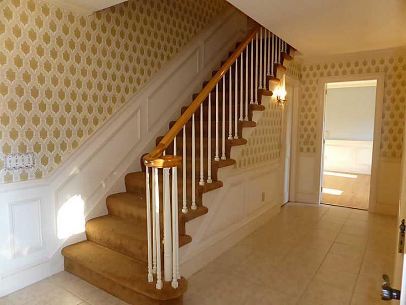 75 Tudor Road Bristol, ME 04539 - Photo 10 of 35 Entry.