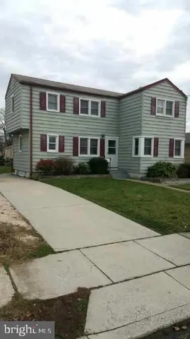 $1,975 | 36 Jefferson Avenue, Unit A, Mount Ephraim, NJ 08059