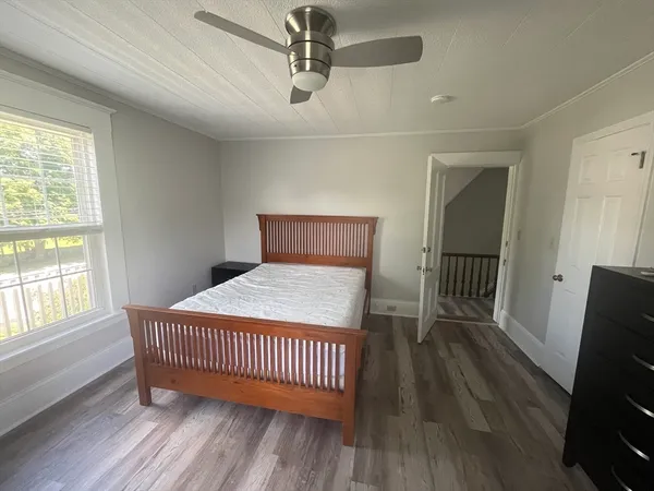 $1,400 | 423 King Street, Unit 2RR, Littleton, MA 01460