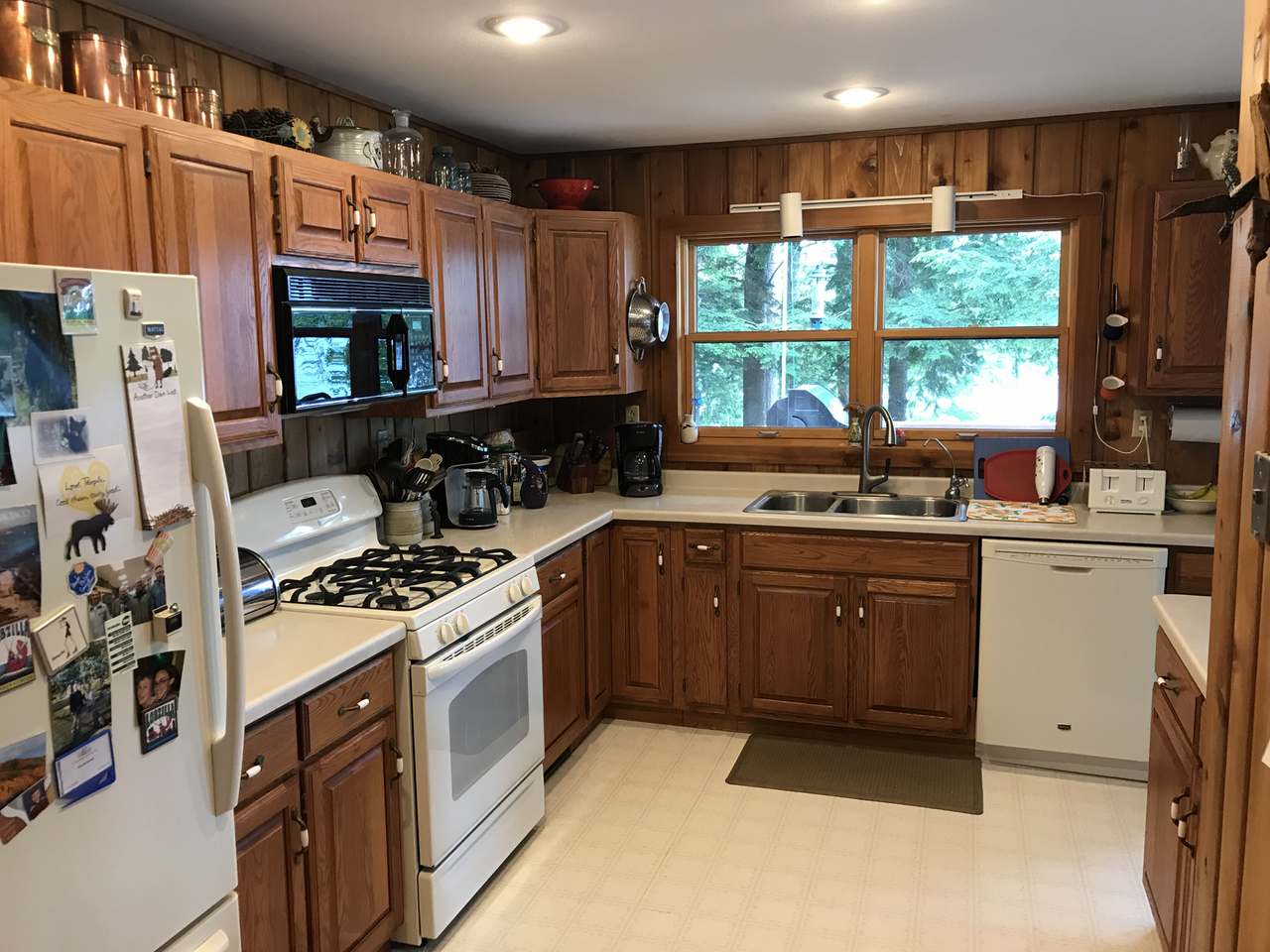 E19577 Roddis Road Watersmeet, MI 49969 - Photo 5 of 25 Gallery Image 5