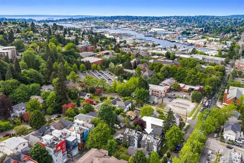 $945,000 | 3029 3rd Avenue West, Unit B, Seattle, WA 98119