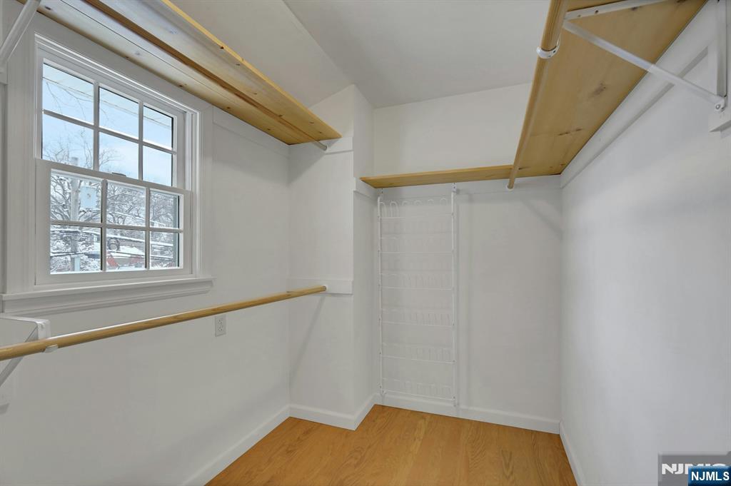 314 Knickerbocker Road Tenafly, NJ 07670 - Photo 12 of 22