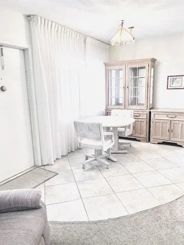 $135,000 | 2381 Sunset Avenue, Unit 117, Lake Worth Beach, FL 33461