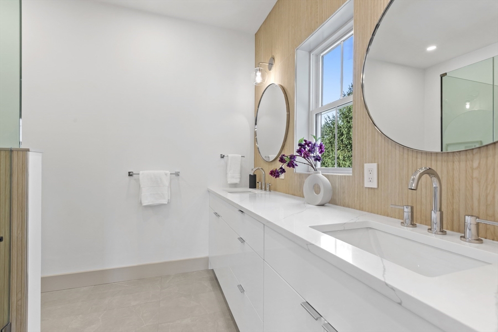 435 Albemarle Road, Unit 435 Newton, MA 02460 - Photo 18 of 42