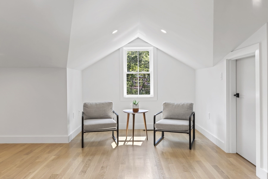 435 Albemarle Road, Unit 435 Newton, MA 02460 - Photo 30 of 42