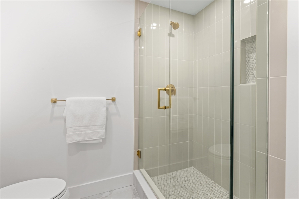 435 Albemarle Road, Unit 435 Newton, MA 02460 - Photo 39 of 42