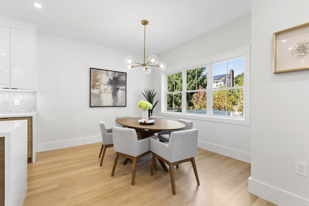 435 Albemarle Road, Unit 435 Newton, MA 02460 - Photo 10 of 42