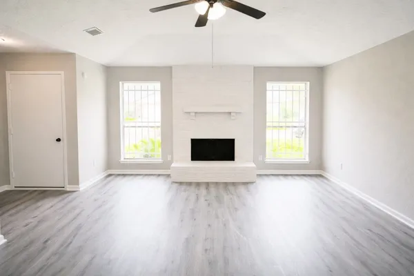 $1,700 | 15603 Raven Trail, Missouri City, TX 77489