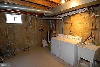 1509 Woodwell Road Silver Spring, MD 20906 - Photo 20 of 29 Interior (General)