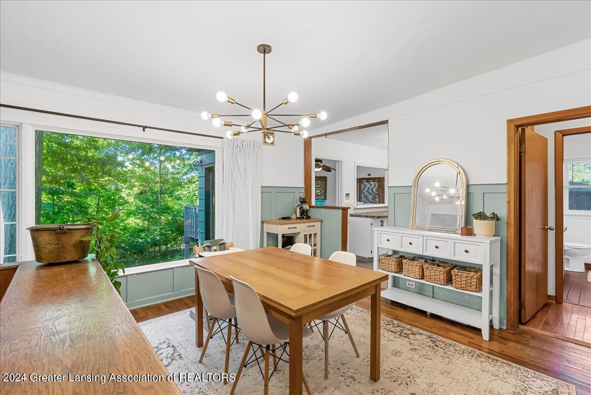 2251 Cumberland Road Lansing, MI 48906 - Photo 10 of 34 22-Media Jett - 22
