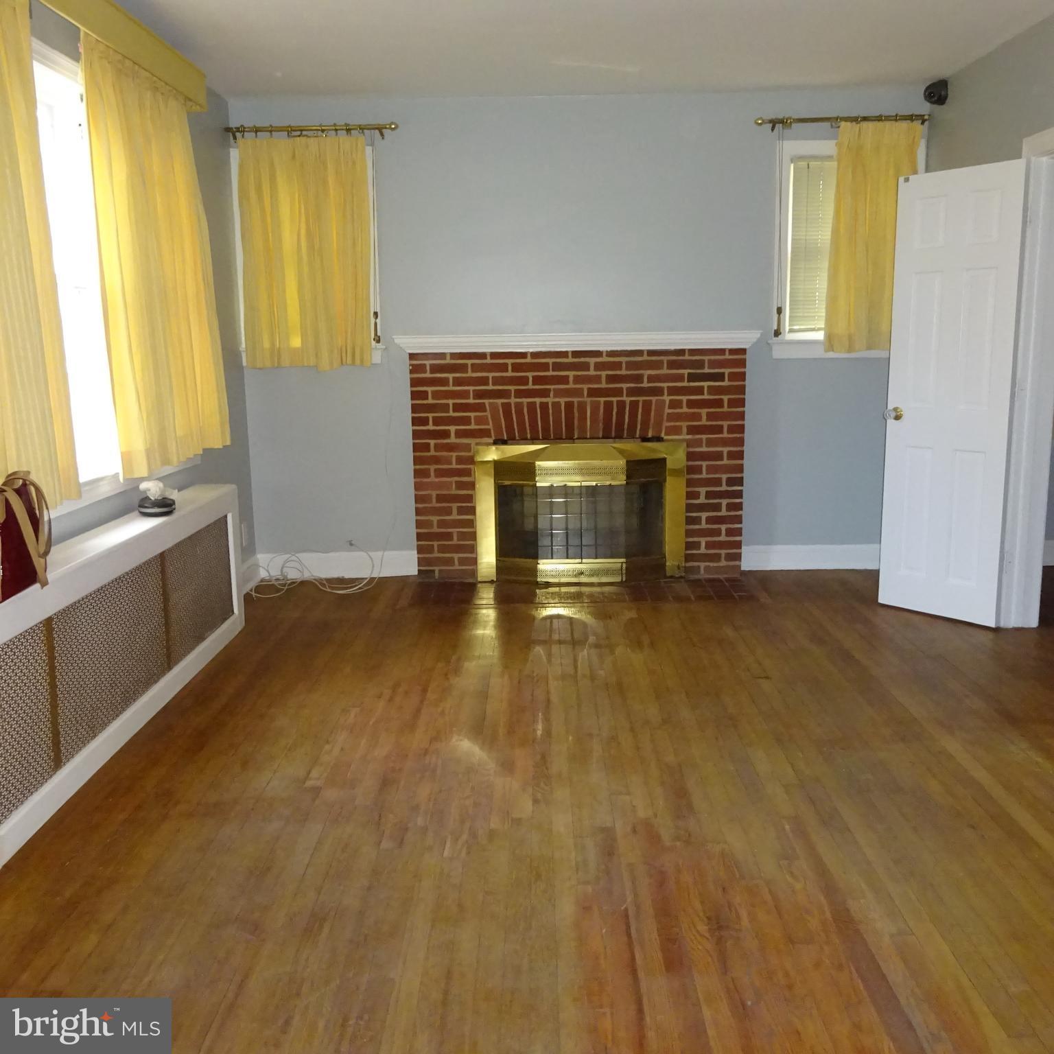 3715 Appleton Street Northwest Washington, DC 20016 - Photo 5 of 48 Gallery Image 5