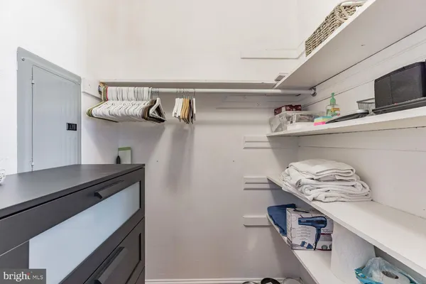 $1,385 | 250 South 13th Street, Unit 8F, Philadelphia, PA 19107