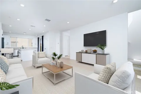 $600,000 | 26938 Tanager, Newhall, CA 91321