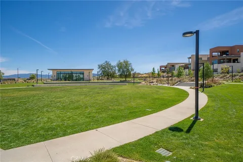 $600,000 | 26938 Tanager, Newhall, CA 91321