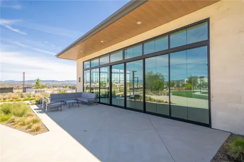 $600,000 | 26938 Tanager, Newhall, CA 91321