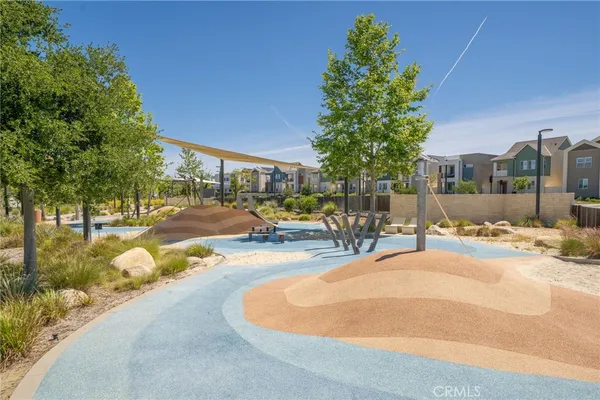 $600,000 | 26938 Tanager, Newhall, CA 91321