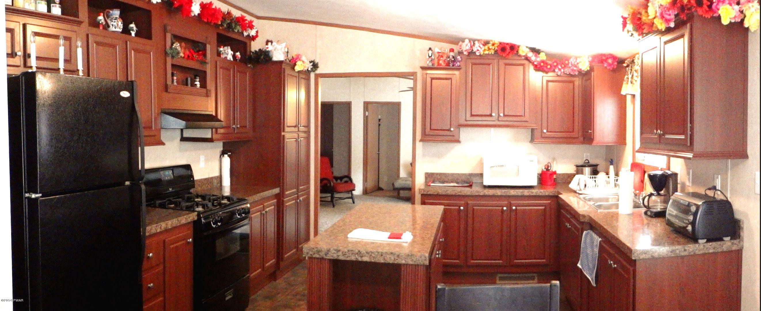 346 Lake Road Lake Ariel, PA 18436 - Photo 2 of 30 Gallery Image 2