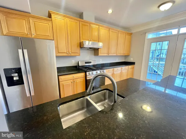 $3,000 | 23411 Rainbow Arch Drive, Clarksburg, MD 20871