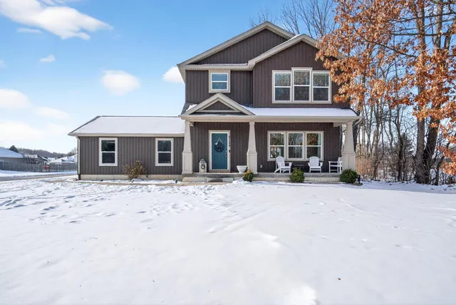 $375,000 | 5124 Emerald Drive, Jackson, MI 49201