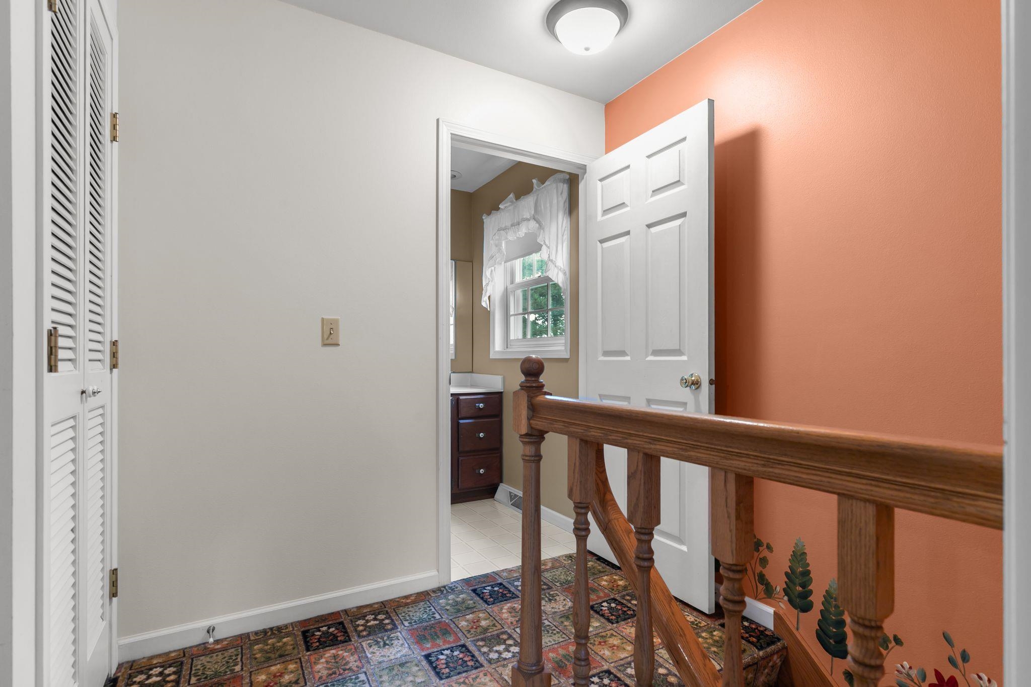 1211 Park Ridge Avenue Oshkosh, WI 54901 - Photo 16 of 19