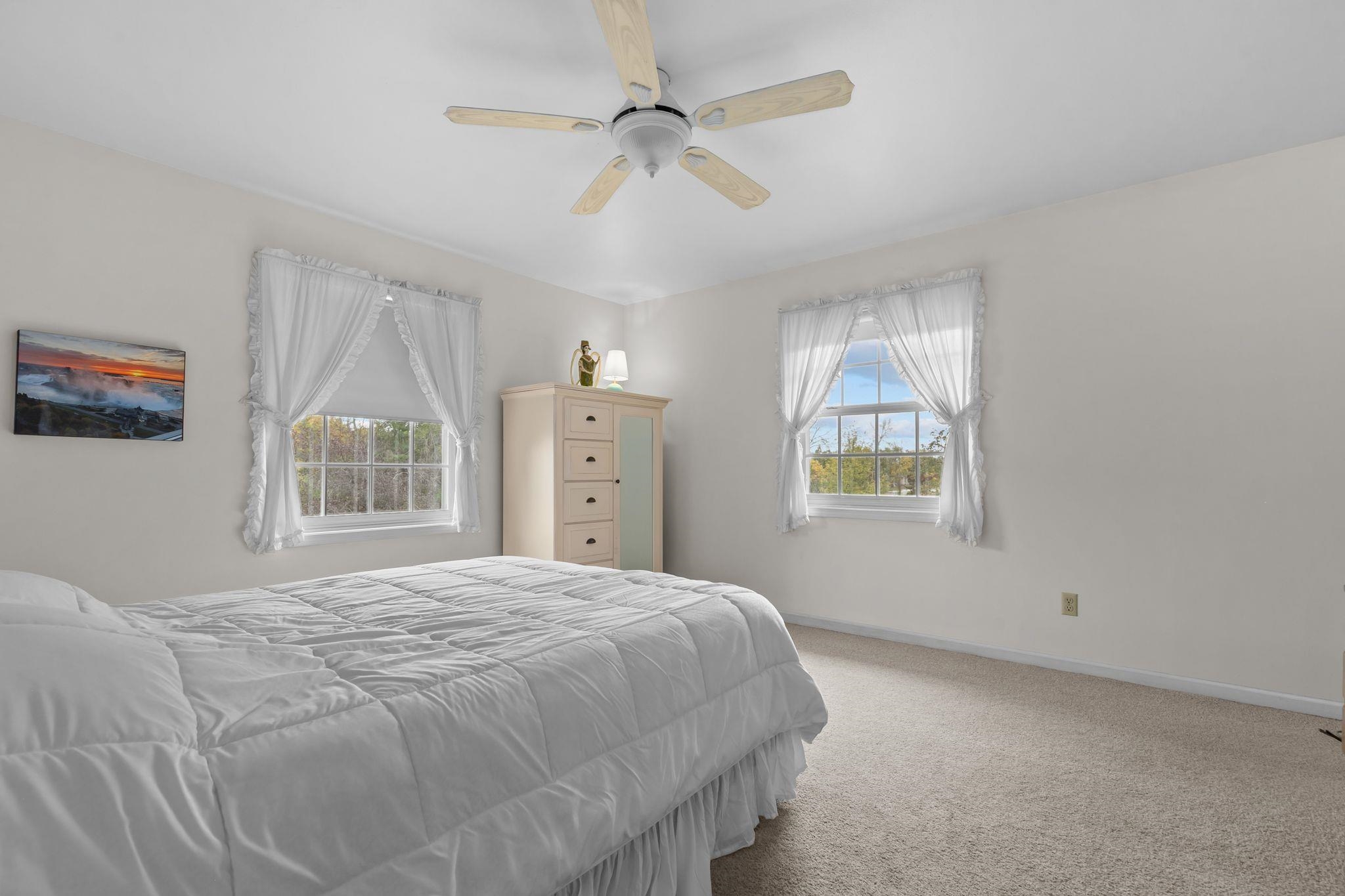 1211 Park Ridge Avenue Oshkosh, WI 54901 - Photo 17 of 19