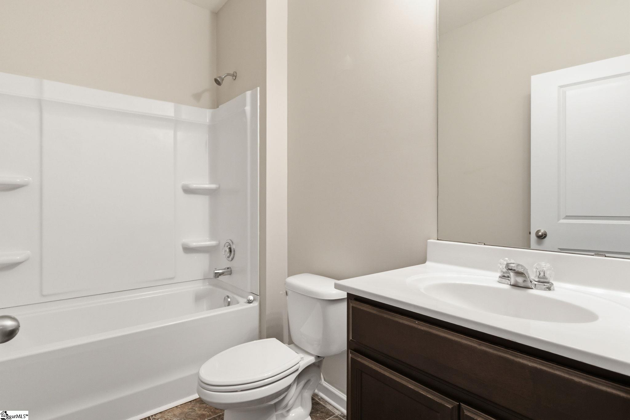 516 Craftsman Lane Boiling Springs, SC 29316 - Photo 4 of 25