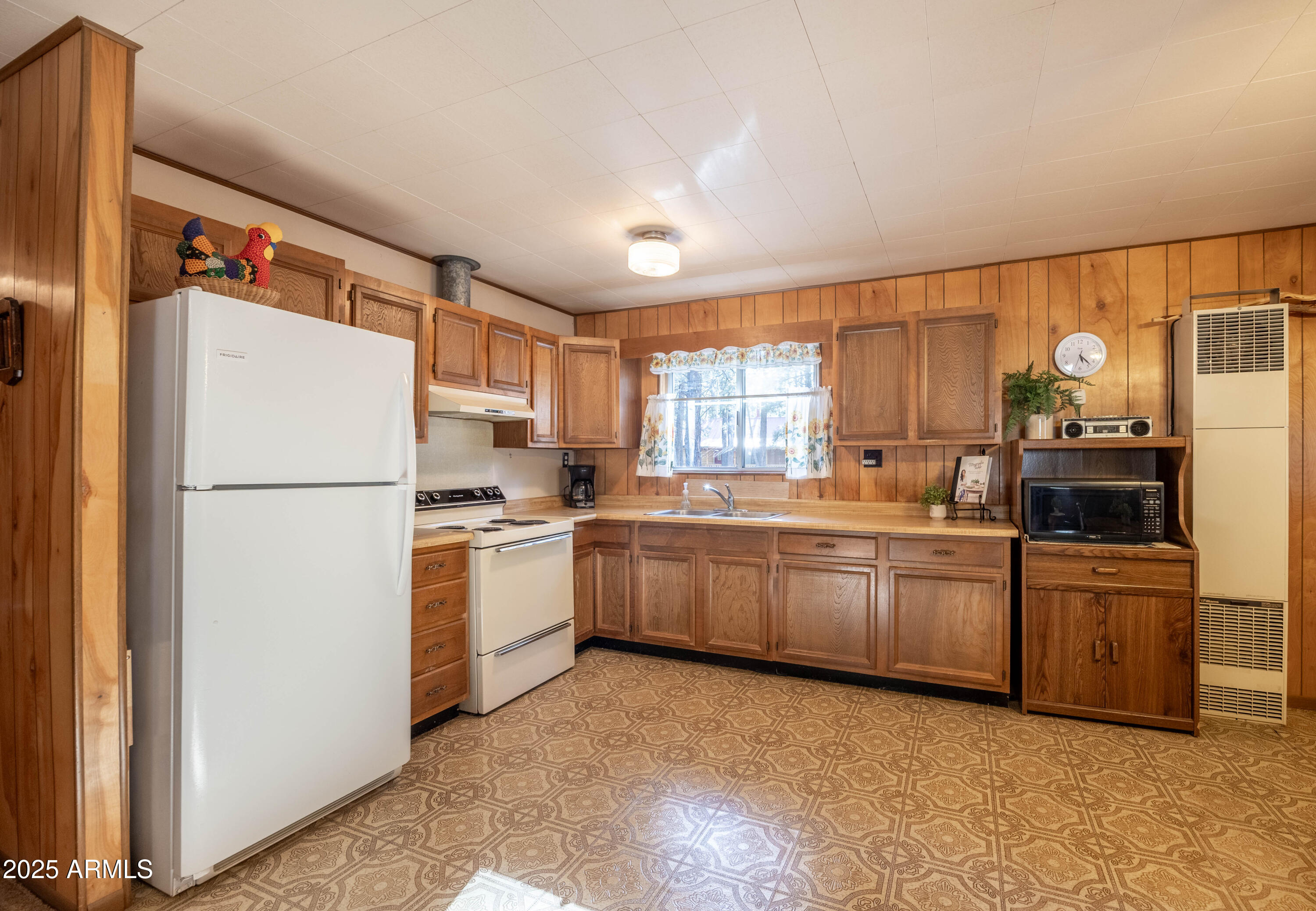 2190 Old Rim Road Forest Lakes, AZ 85931 - Photo 10 of 38 7R3A8282-HDR