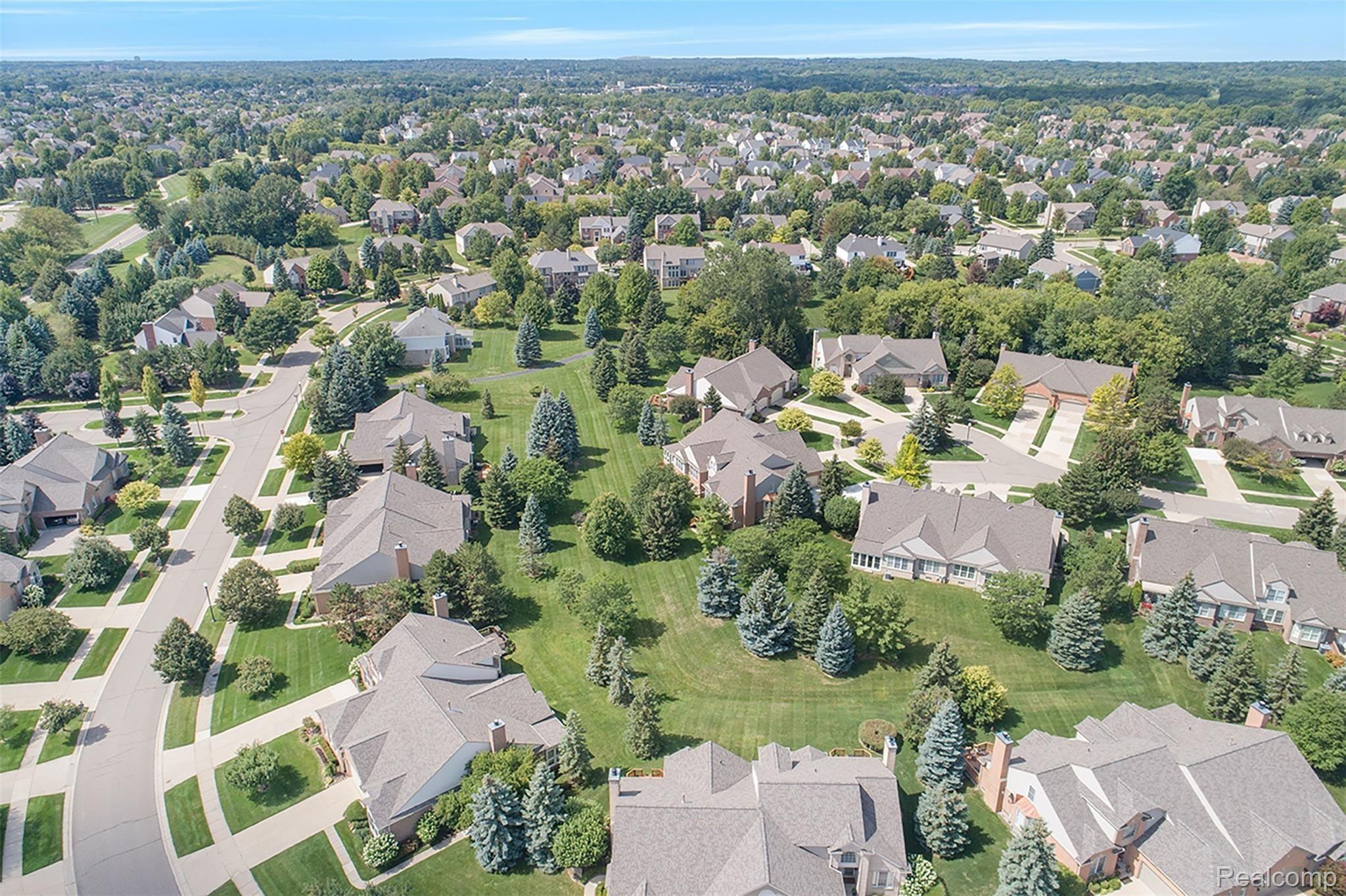 1379 Copper Circle, Unit 35 Rochester, MI 48306 - Photo 45 of 47 BEAUTIFUL COMMUNITY