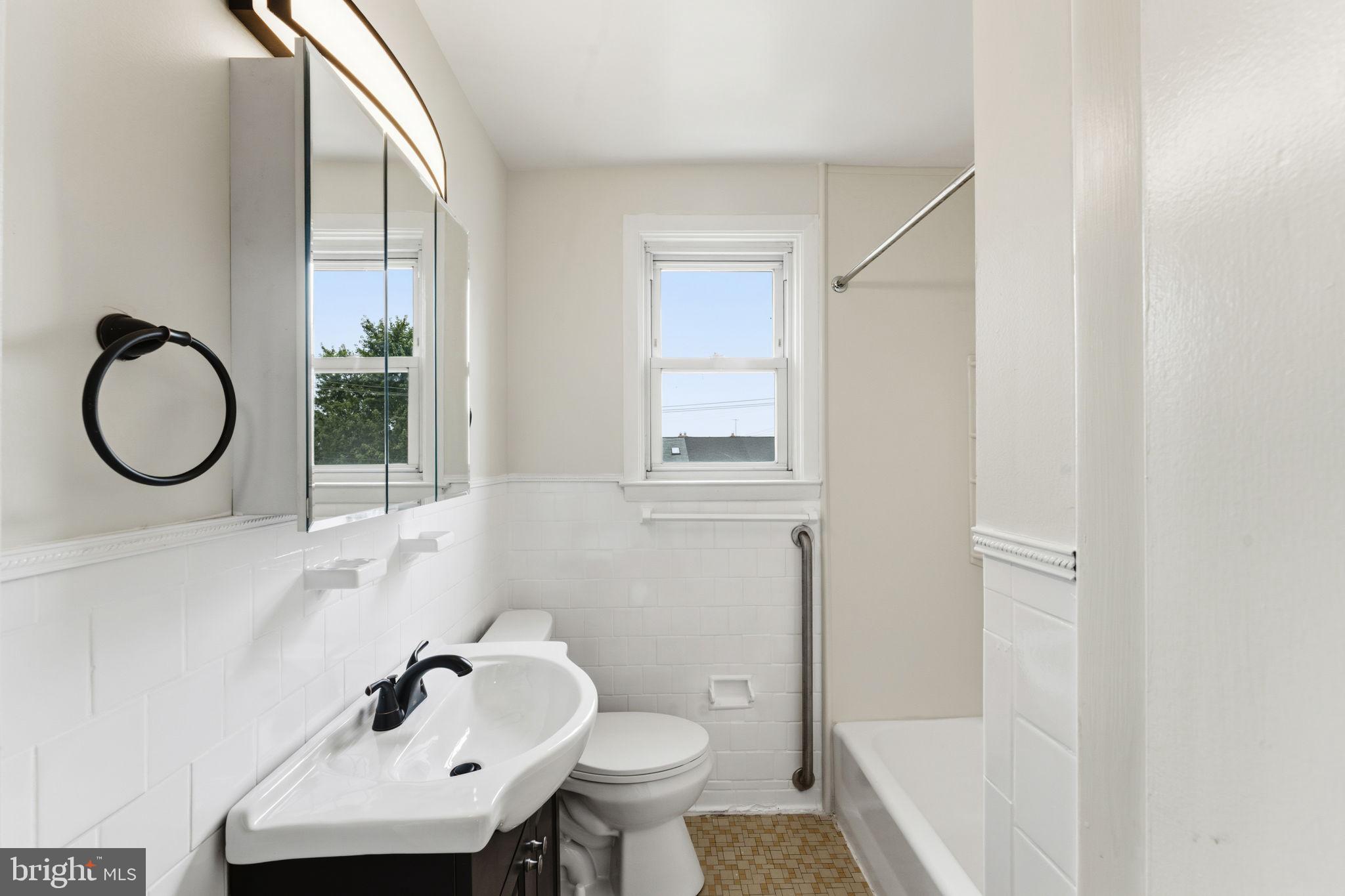 317 Stemmers Run Road Baltimore, MD 21221 - Photo 25 of 38 Upper level full bathroom
