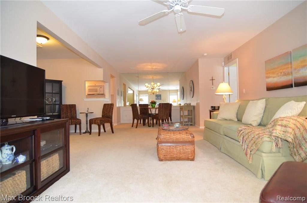 3489 Tremonte Circle, Unit 214 Rochester, MI 48306 - Photo 10 of 25