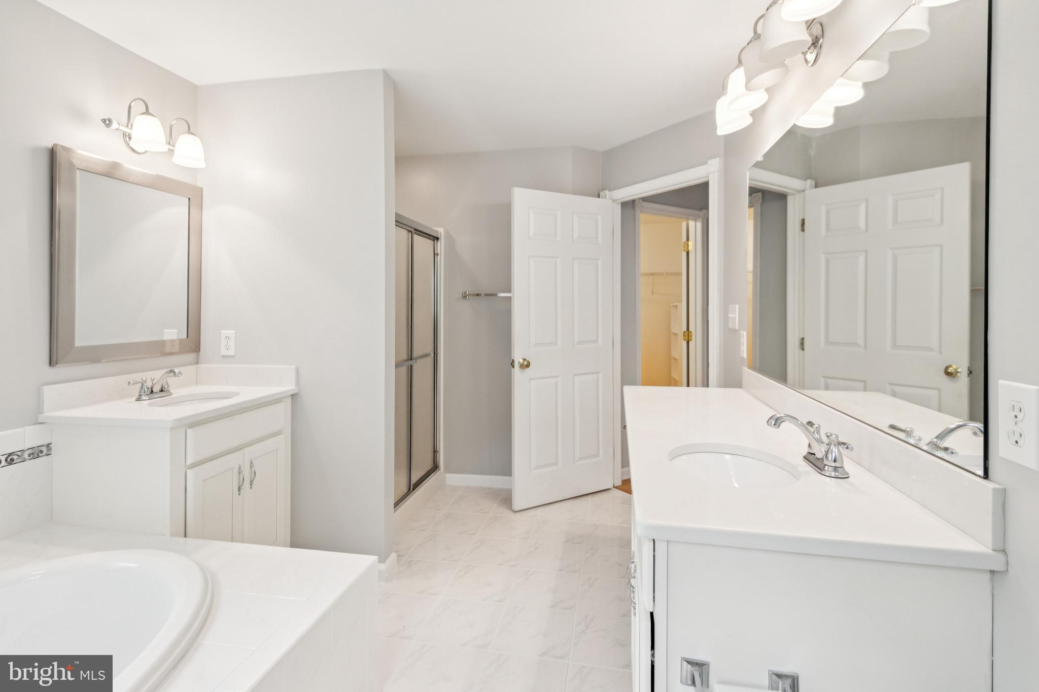 2 Teaberry Court Shamong, NJ 08088 - Photo 29 of 44 Primary Bathroom
