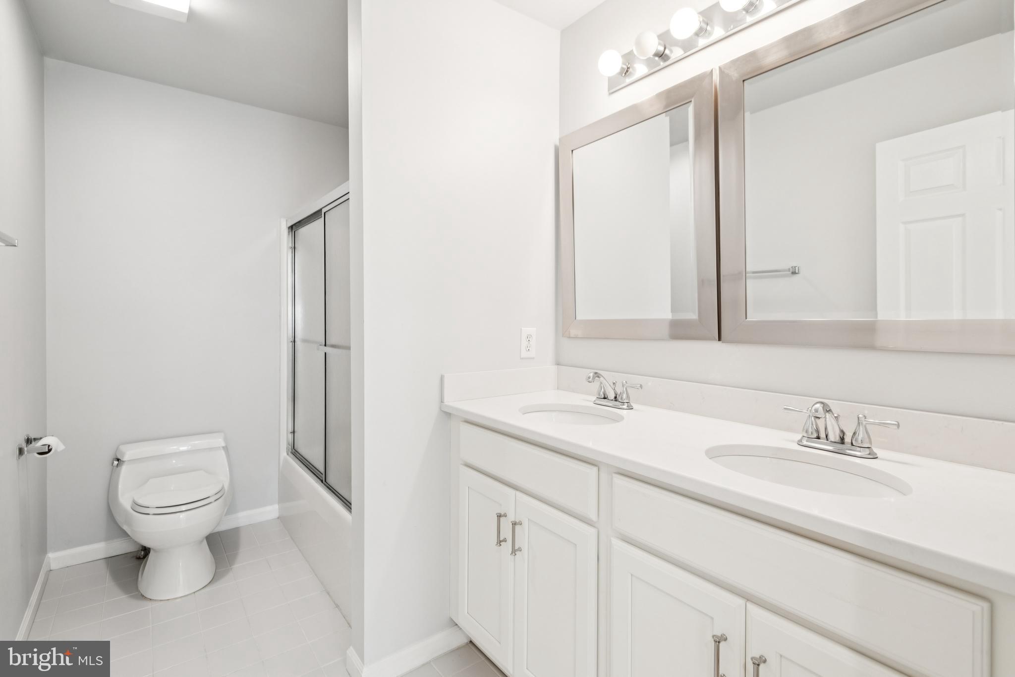 2 Teaberry Court Shamong, NJ 08088 - Photo 34 of 44 Upstairs full bath.