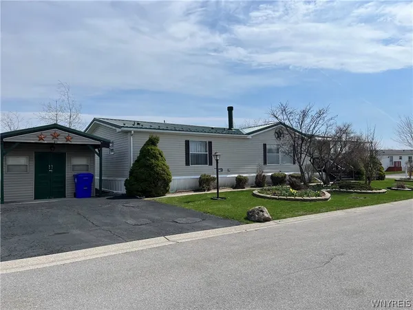 $79,999 | 1164 Timberwood Court, Lockport Town, NY 14094