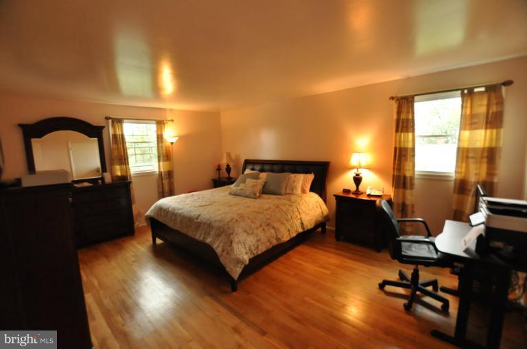 2350 Hamiltowne Circle Rosedale, MD 21237 - Photo 7 of 23 Bedroom (Master)
