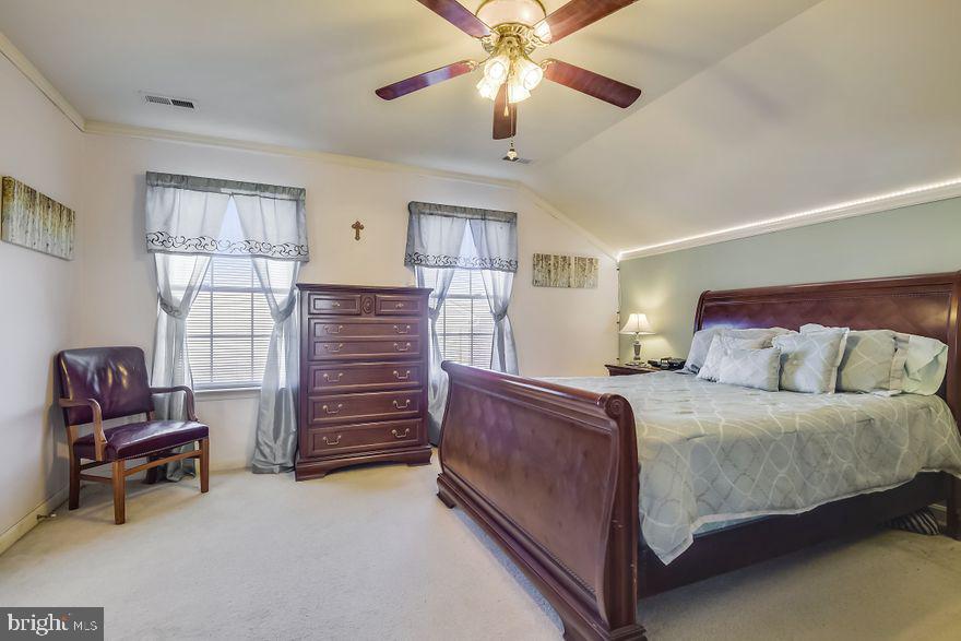 8220 Selwin Court Rosedale, MD 21237 - Photo 20 of 36 Master bed room