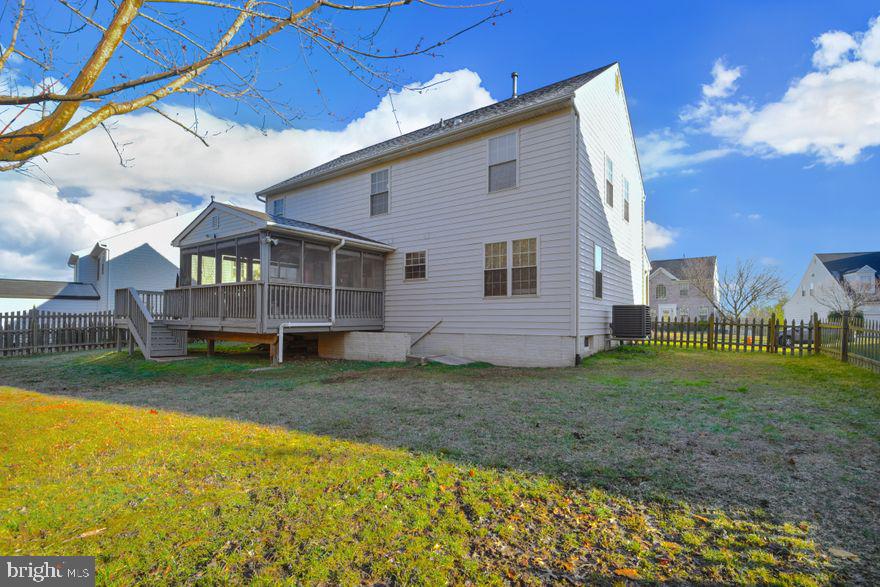 Screened in porch 4 cookouts & rainy day activity