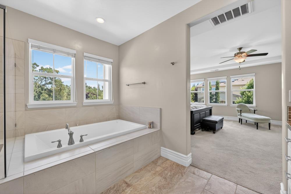 4661 Ravine Crossing Court Rocklin, CA 95677 - Photo 34 of 62